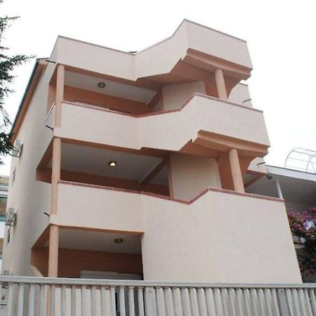 Apartments Anne Petrovac المظهر الخارجي الصورة