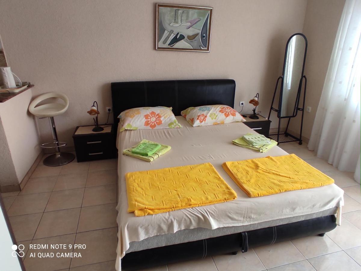 Apartments Anne Petrovac المظهر الخارجي الصورة